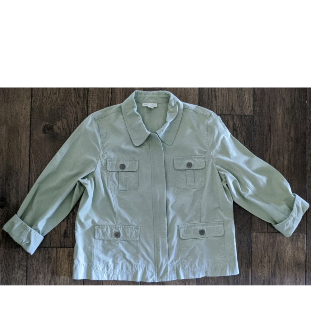 Appleseed’s Jacket Women Size Large Pistachio Green Button Down Roll Up Sleeves.